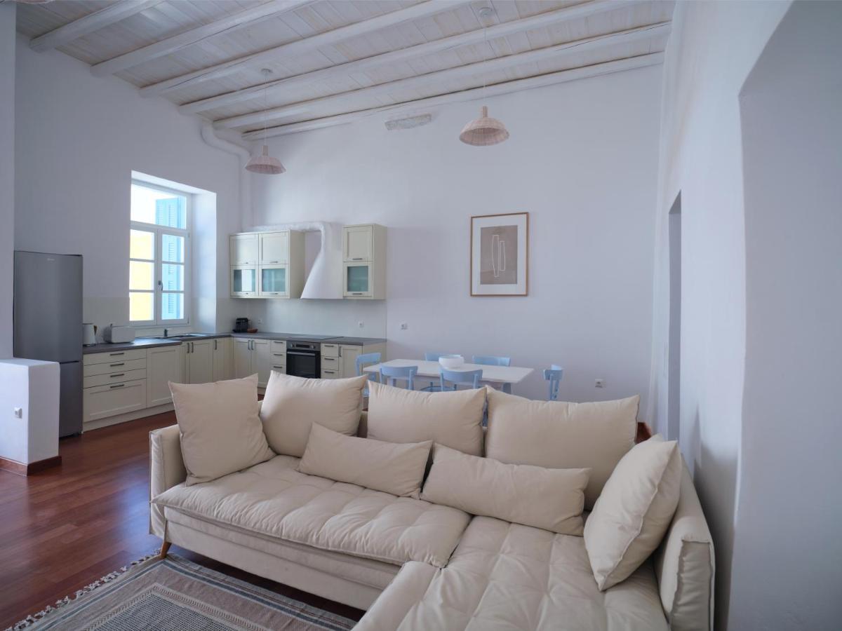 Retreat - The Loft Apartment